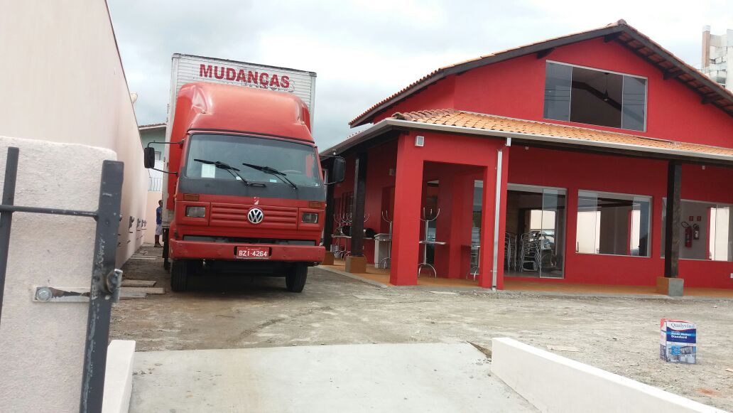 Serviço de Mudança Comercial - JLC Mudanças e Transportes